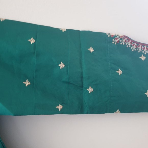 Green Kattan Silk - 3 PCS Ready to Wear Suit - Picture 11 of 14